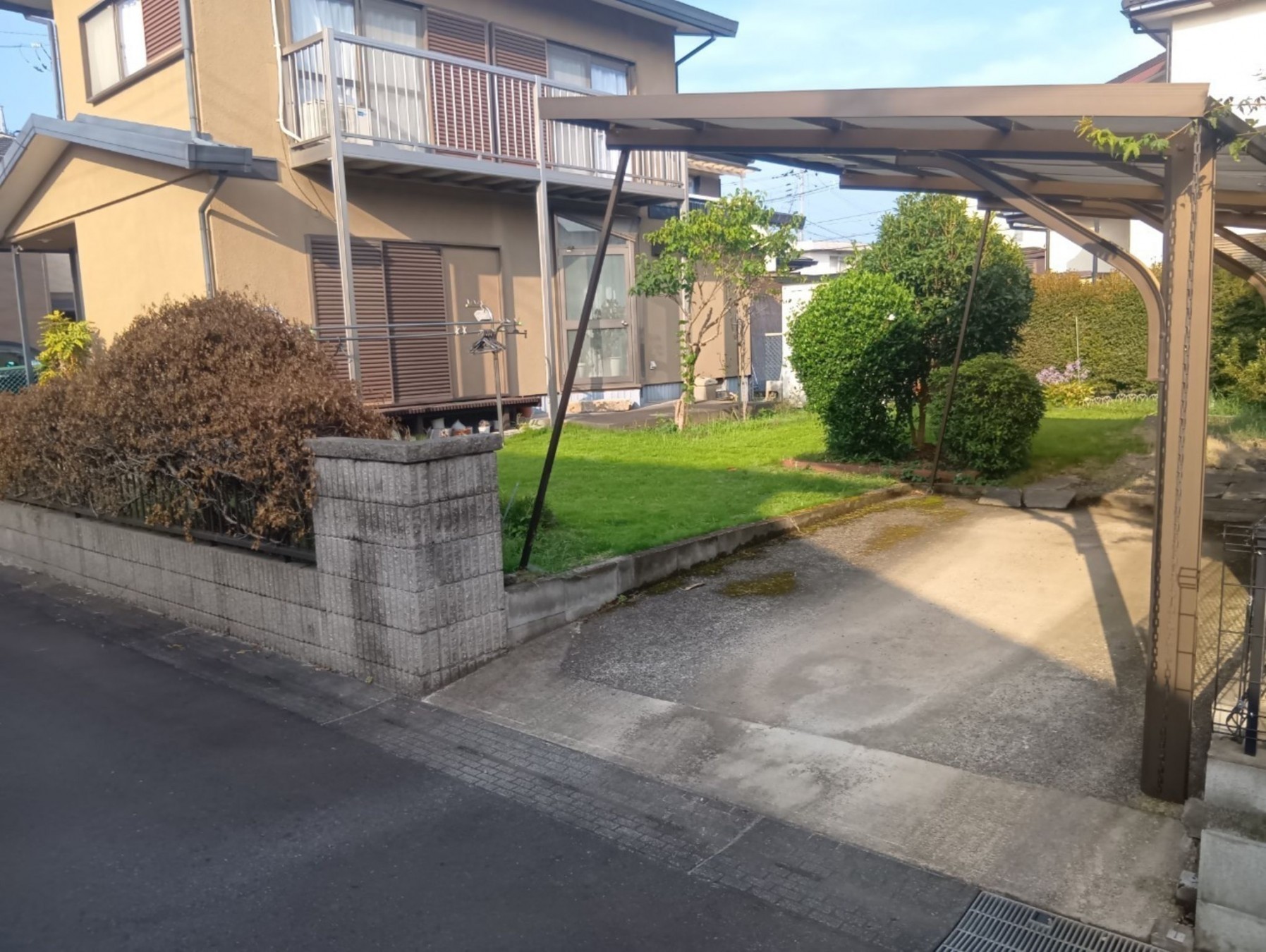 真岡市亀山、中古一戸建ての駐車場画像です