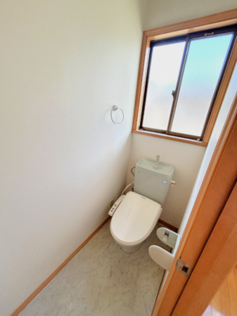 芳賀郡市貝町大字上根、中古一戸建てのトイレ画像です