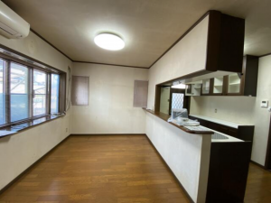 真岡市台町、中古一戸建ての居間画像です