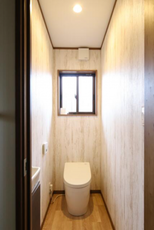 芳賀郡市貝町大字杉山、中古一戸建てのトイレ画像です