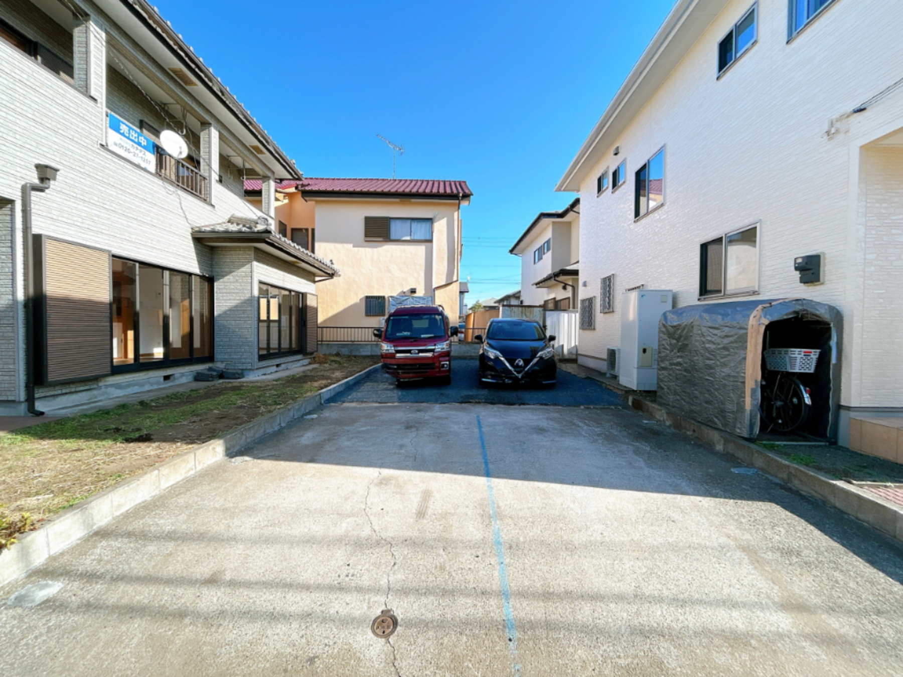 真岡市西郷、中古一戸建ての駐車場画像です