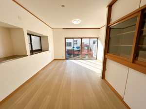 真岡市西郷、中古一戸建ての居間画像です