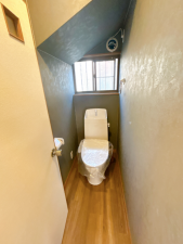 真岡市西郷、中古一戸建てのトイレ画像です