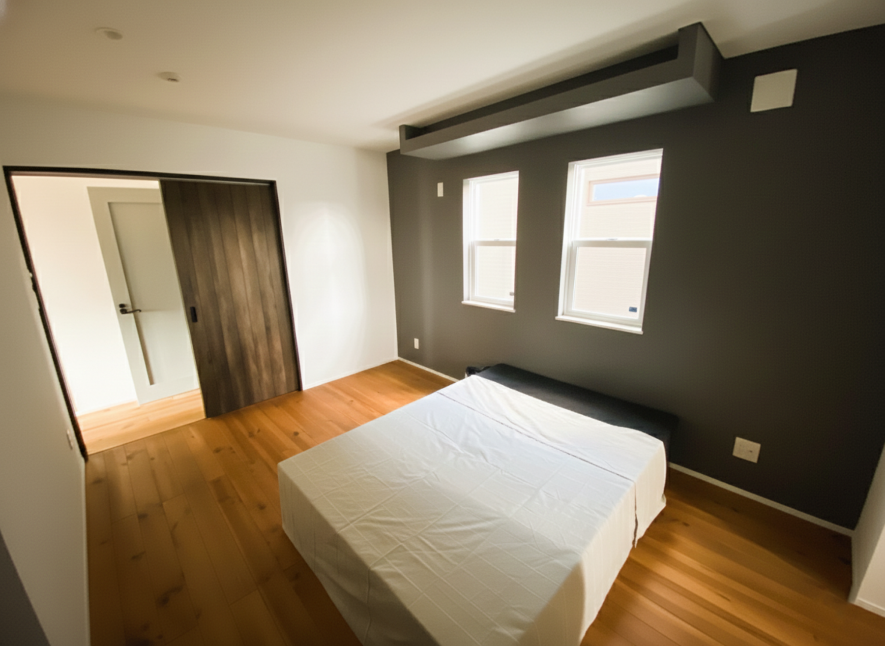 真岡市亀山、中古一戸建ての寝室画像です