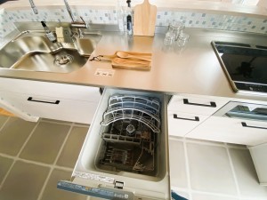 真岡市亀山、中古一戸建てのキッチン画像です