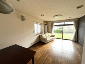 芳賀郡芳賀町大字東水沼、中古一戸建ての居間画像です