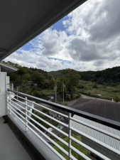 芳賀郡益子町大字益子、マンションのバルコニー画像です