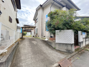 芳賀郡芳賀町大字東水沼、中古一戸建ての駐車場画像です