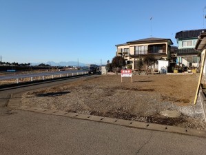 真岡市高勢町、土地の前面道路を含む現地写真画像です