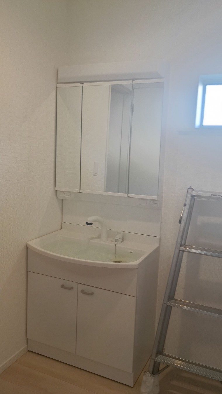 真岡市台町、新築一戸建ての洗面画像です