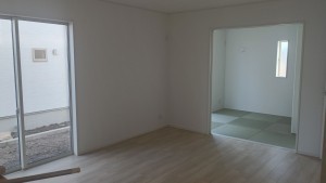 真岡市台町、新築一戸建ての居間画像です