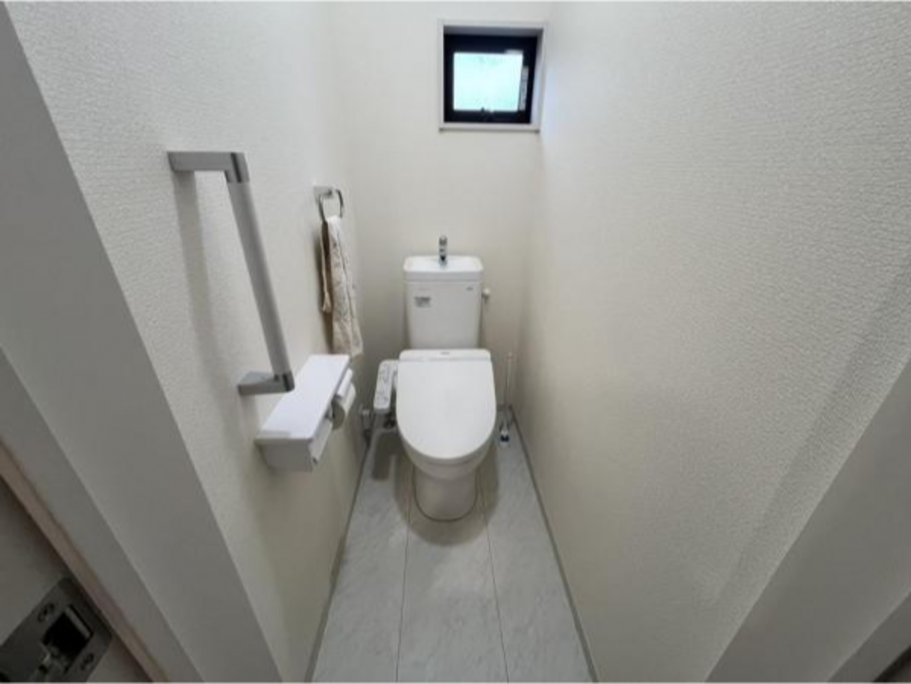 真岡市亀山、中古一戸建てのトイレ画像です