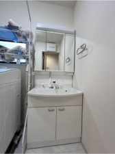 真岡市亀山、中古一戸建ての洗面画像です