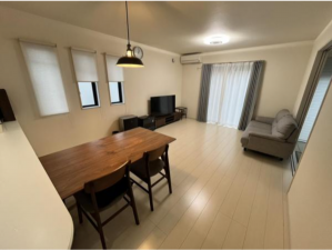 真岡市亀山、中古一戸建ての居間画像です