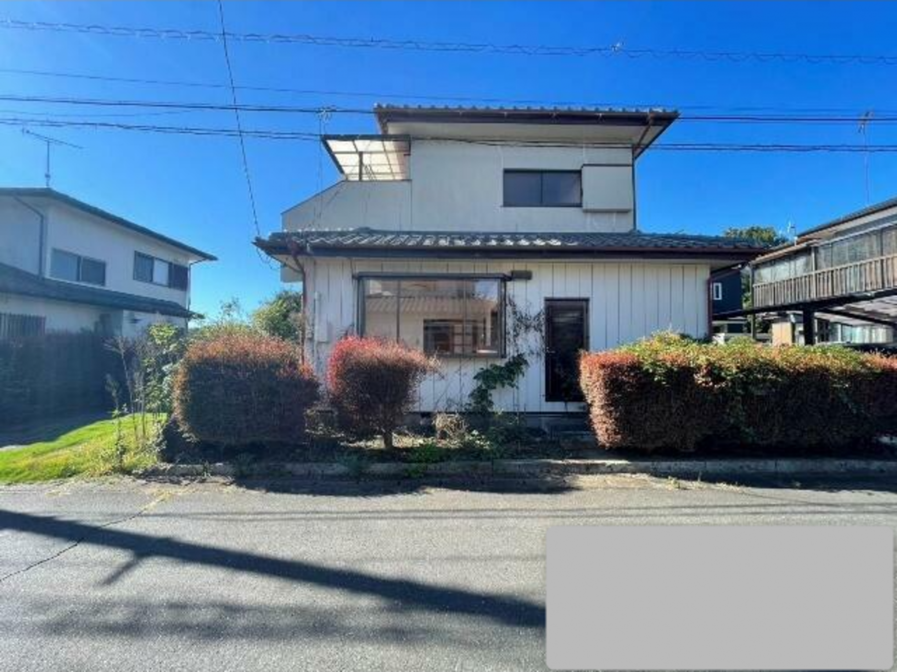 真岡市西郷、土地の前面道路を含む現地写真画像です