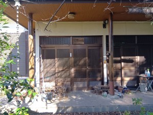 真岡市上江連、中古一戸建ての玄関画像です