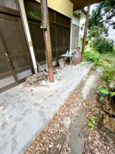 真岡市上江連、中古一戸建ての玄関画像です