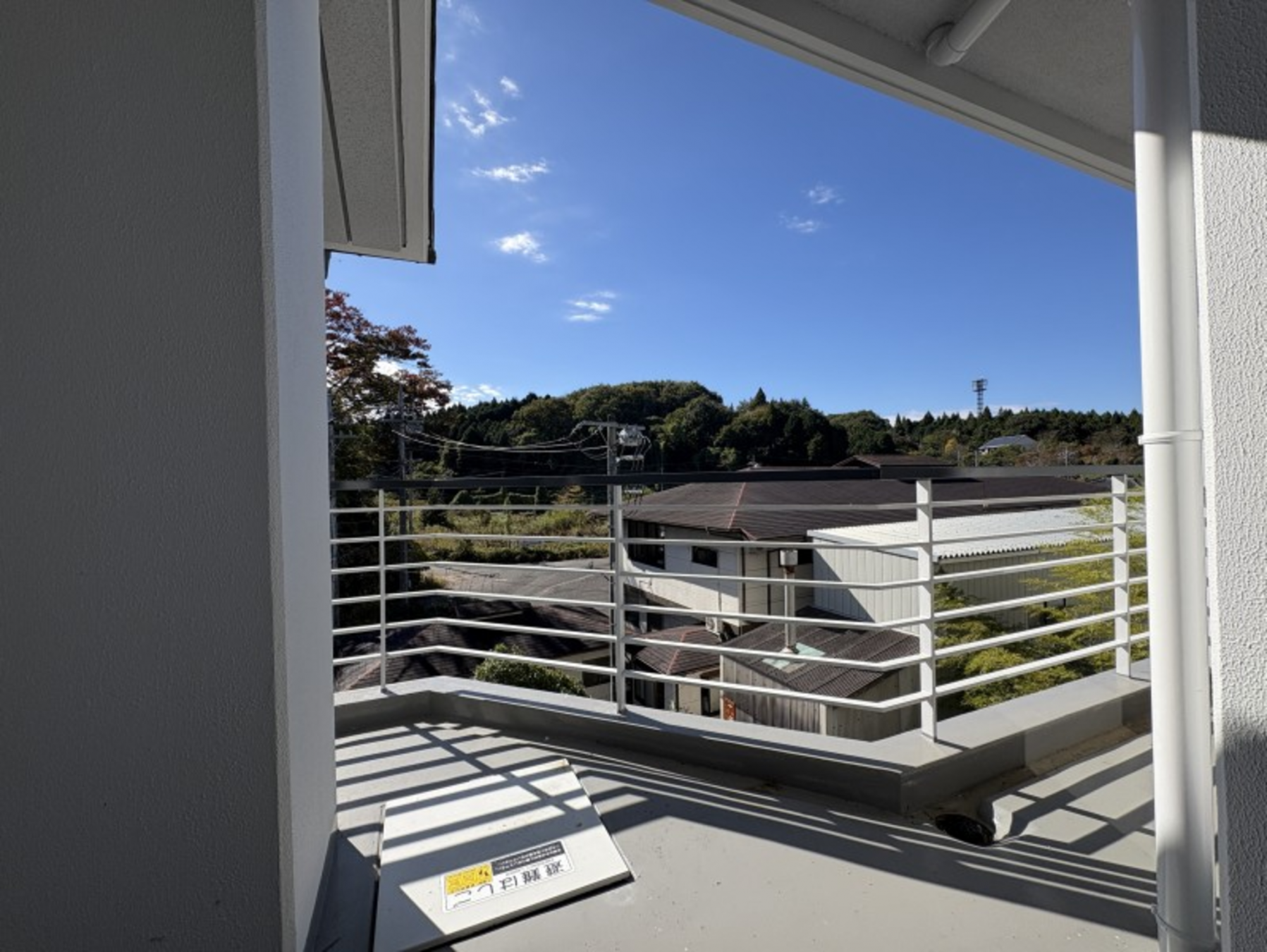 芳賀郡益子町大字益子、マンションのバルコニー画像です