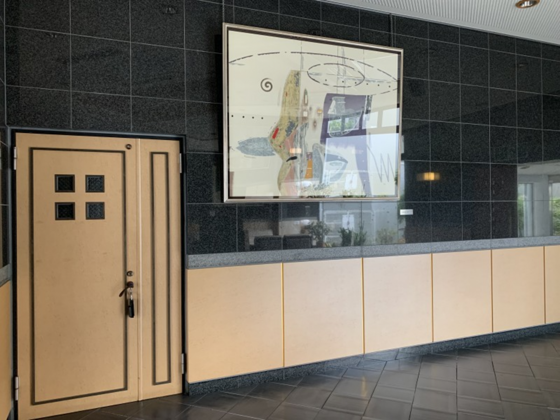 芳賀郡益子町大字益子、マンションのエントランス画像です