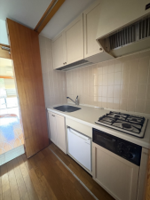 芳賀郡益子町大字益子、マンションのキッチン画像です