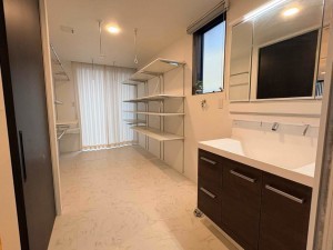 芳賀郡益子町大字塙、中古一戸建ての洗面画像です