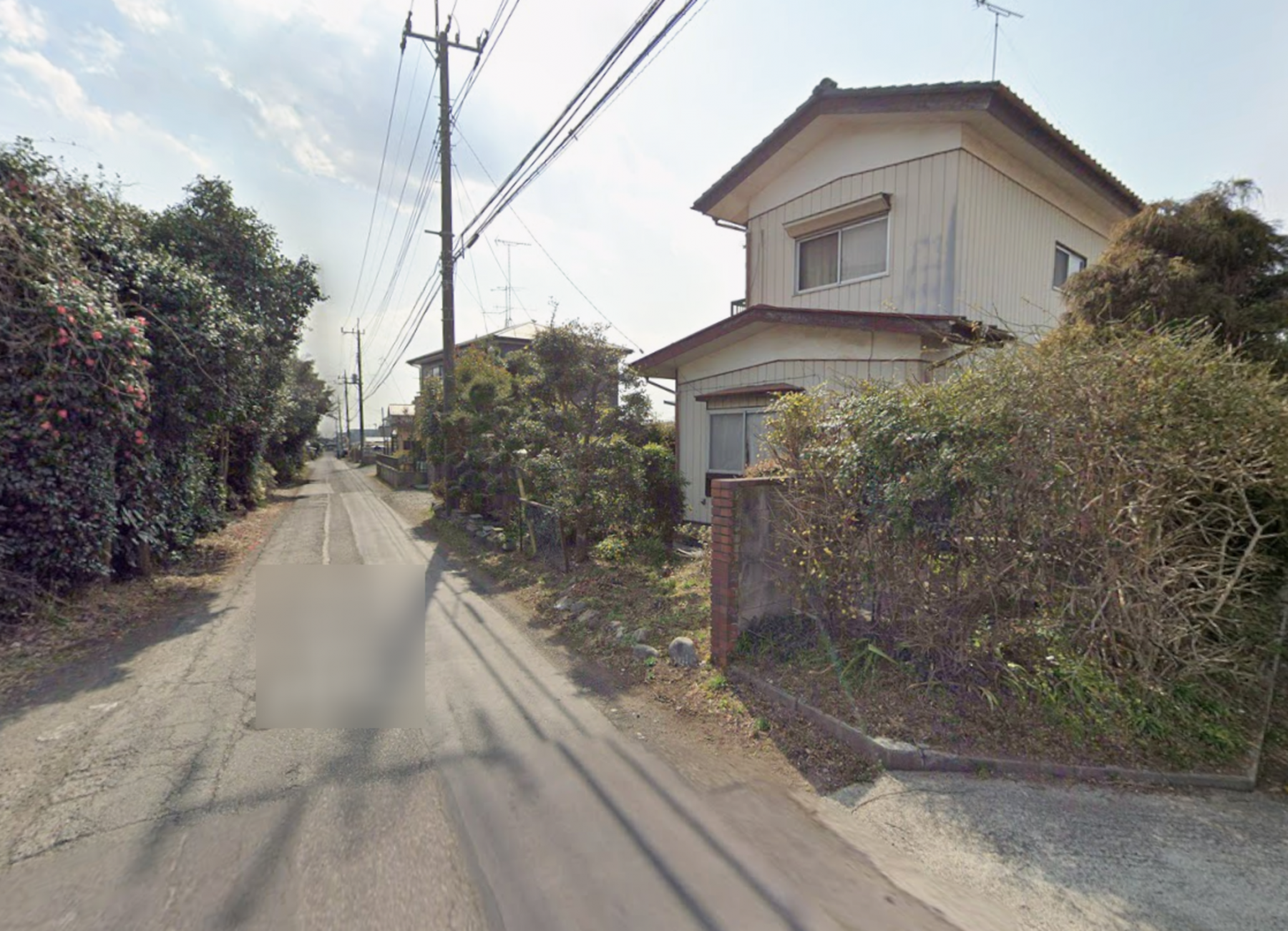 芳賀郡益子町大字塙、中古一戸建ての前面道路を含む現地写真画像です