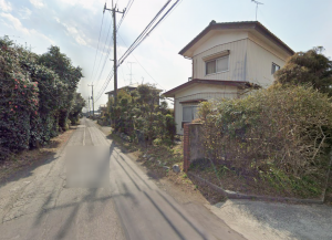 芳賀郡益子町大字塙、中古一戸建ての前面道路を含む現地写真画像です