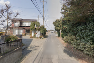 芳賀郡益子町大字塙、中古一戸建ての前面道路を含む現地写真画像です