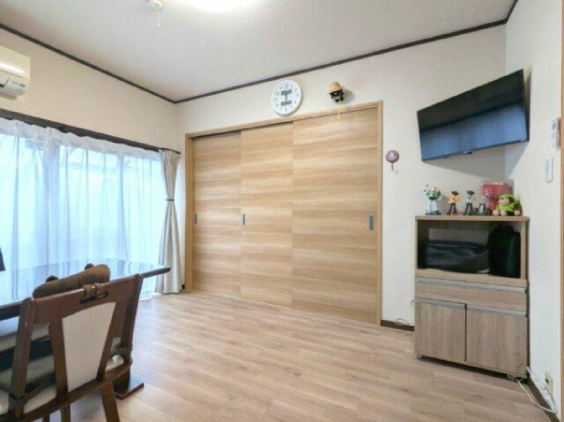 真岡市亀山、中古一戸建ての居間画像です