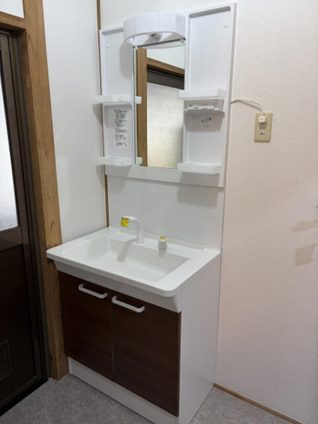 真岡市久下田、中古一戸建ての洗面画像です