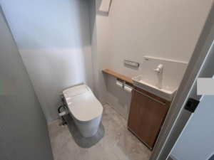 真岡市八木岡、中古一戸建てのトイレ画像です