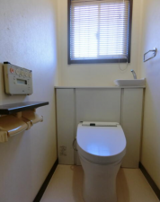 芳賀郡芳賀町大字東水沼、中古一戸建てのトイレ画像です