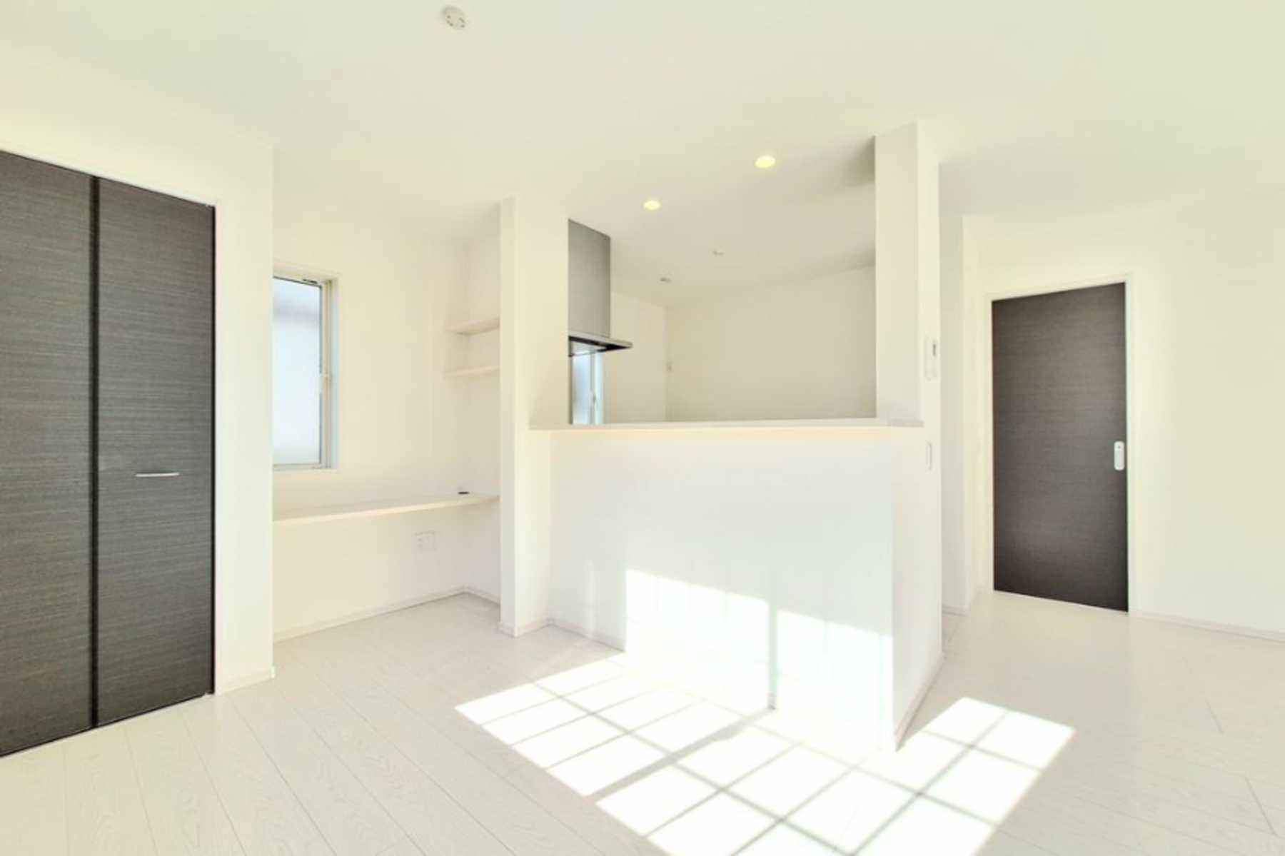 真岡市高勢町、中古一戸建ての居間画像です