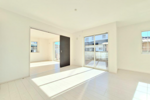 真岡市高勢町、中古一戸建ての居間画像です