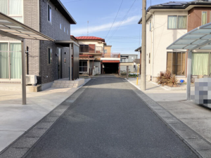 真岡市長田、土地の前面道路を含む現地写真画像です