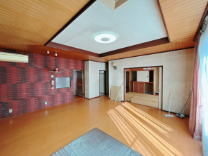 真岡市高勢町、中古一戸建ての居間画像です