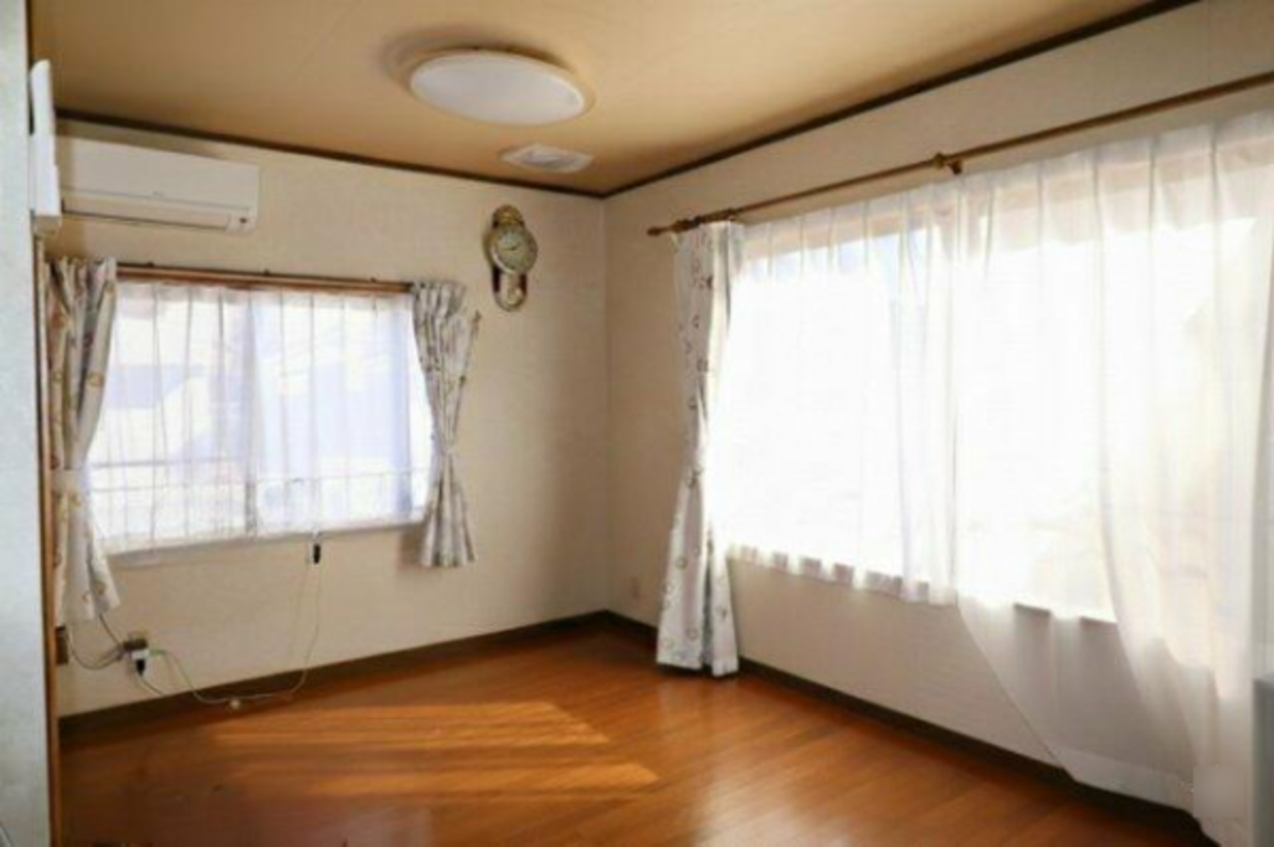 真岡市高勢町、中古一戸建ての居間画像です