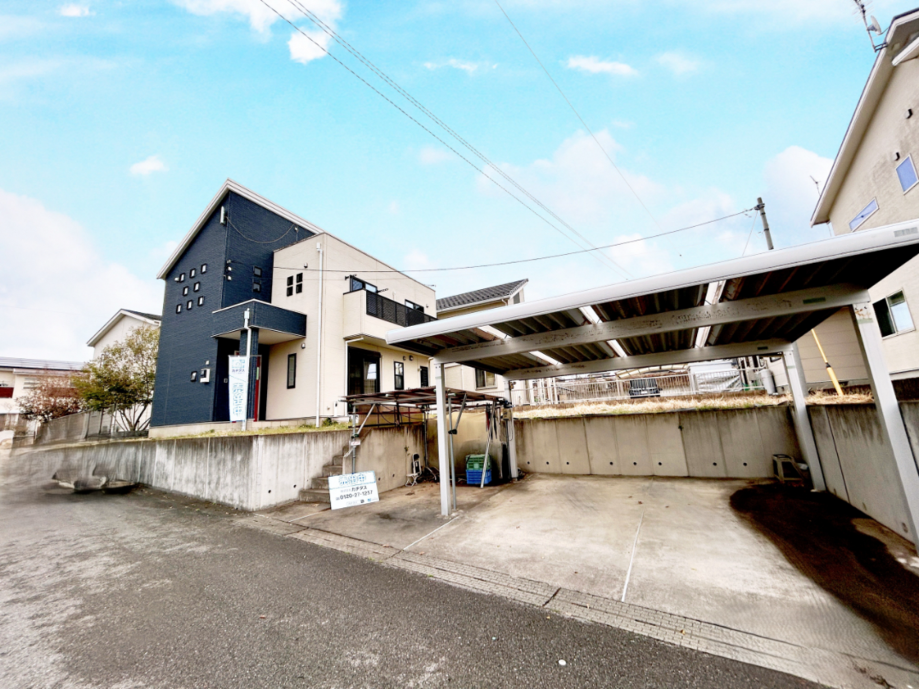 真岡市亀山、中古一戸建ての駐車場画像です