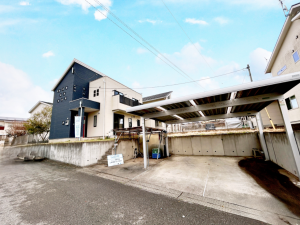 真岡市亀山、中古一戸建ての駐車場画像です