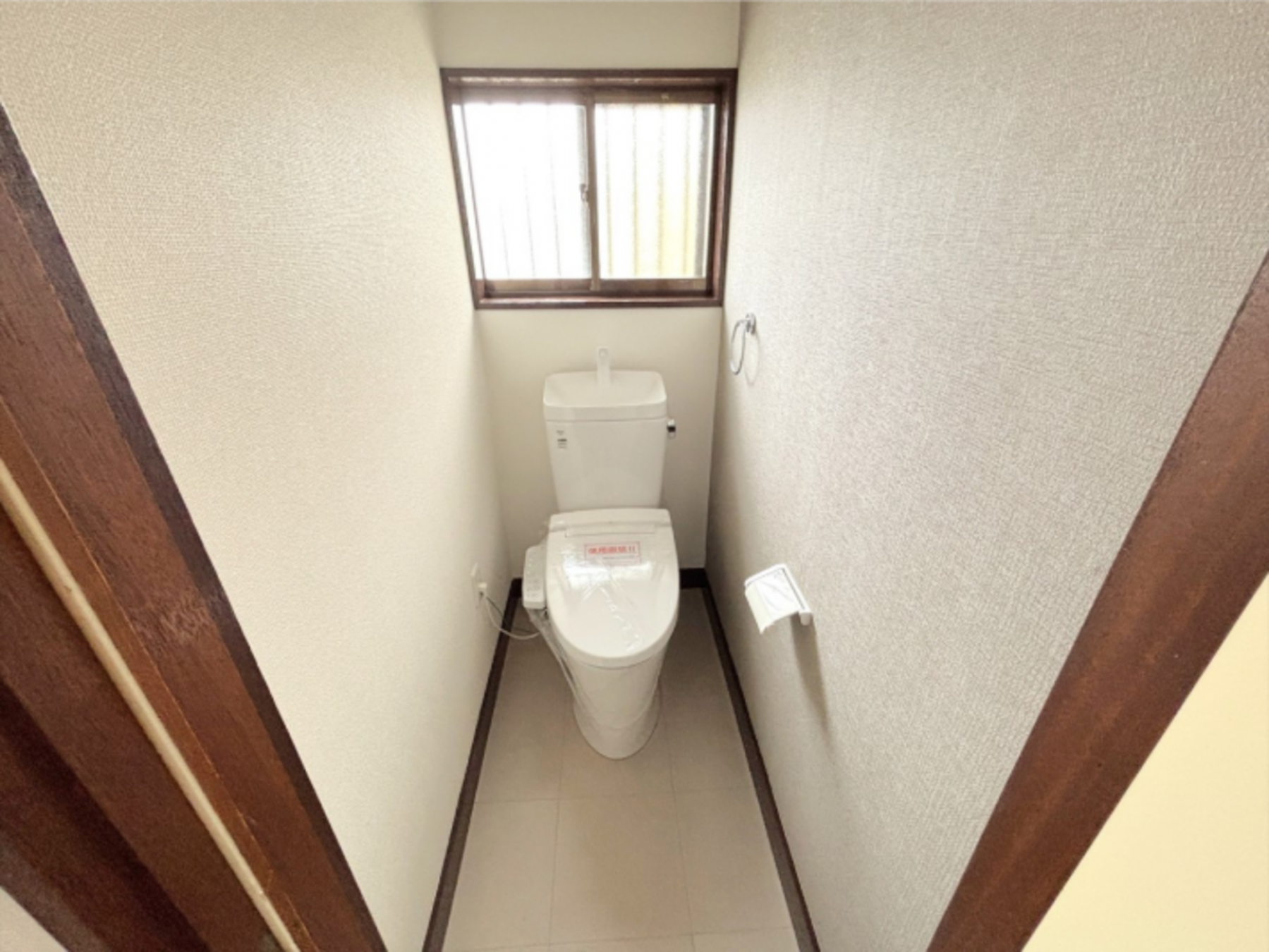 真岡市長田、中古一戸建てのトイレ画像です