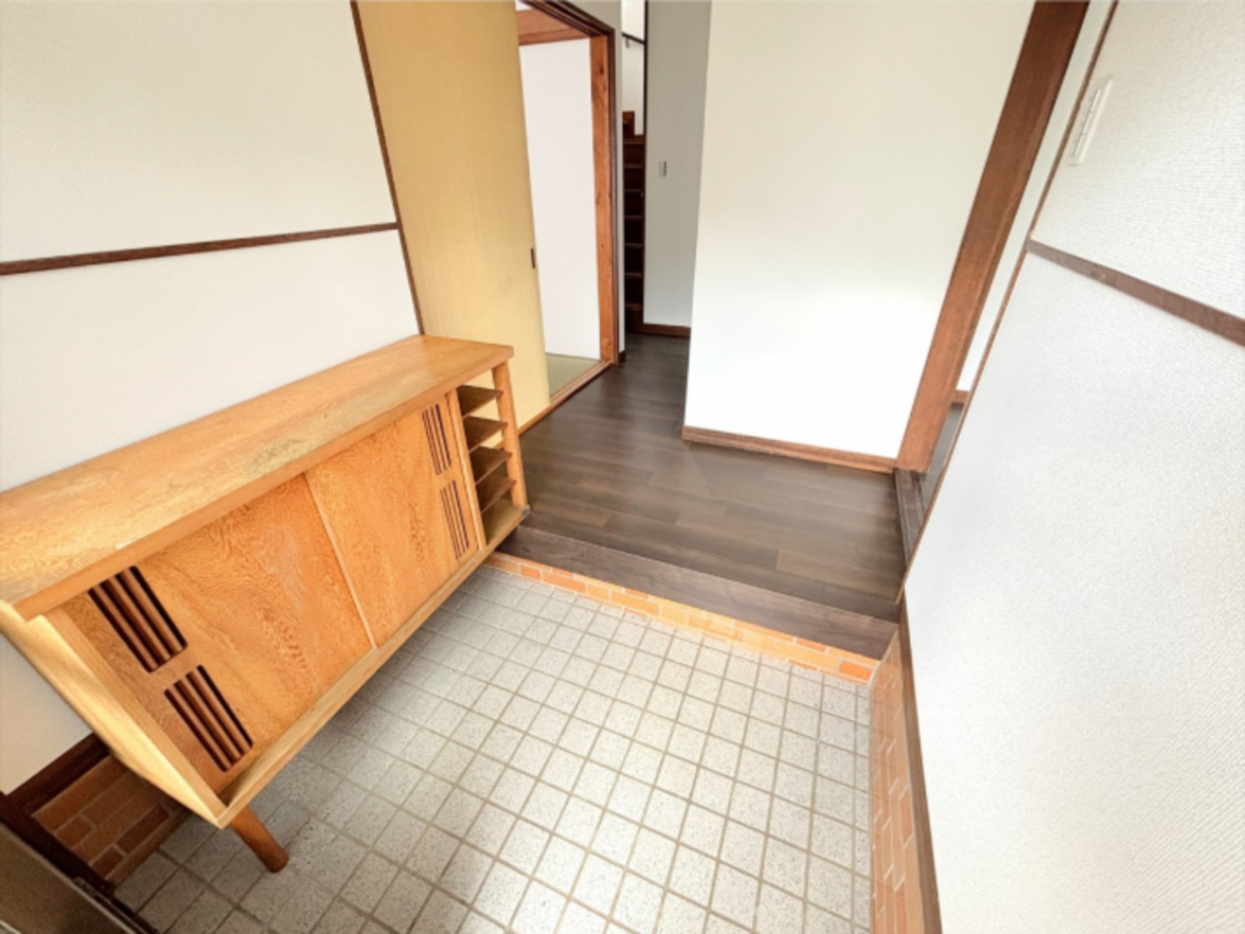 真岡市長田、中古一戸建ての玄関画像です