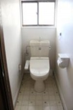 真岡市長田、中古一戸建てのトイレ画像です