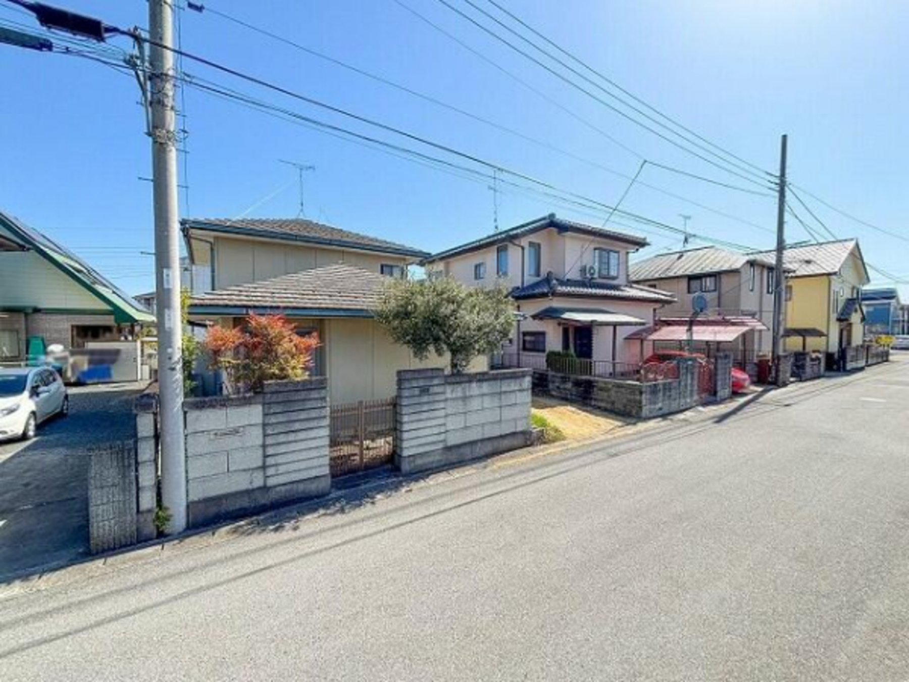 河内郡上三川町天神町、中古一戸建ての前面道路を含む現地写真画像です