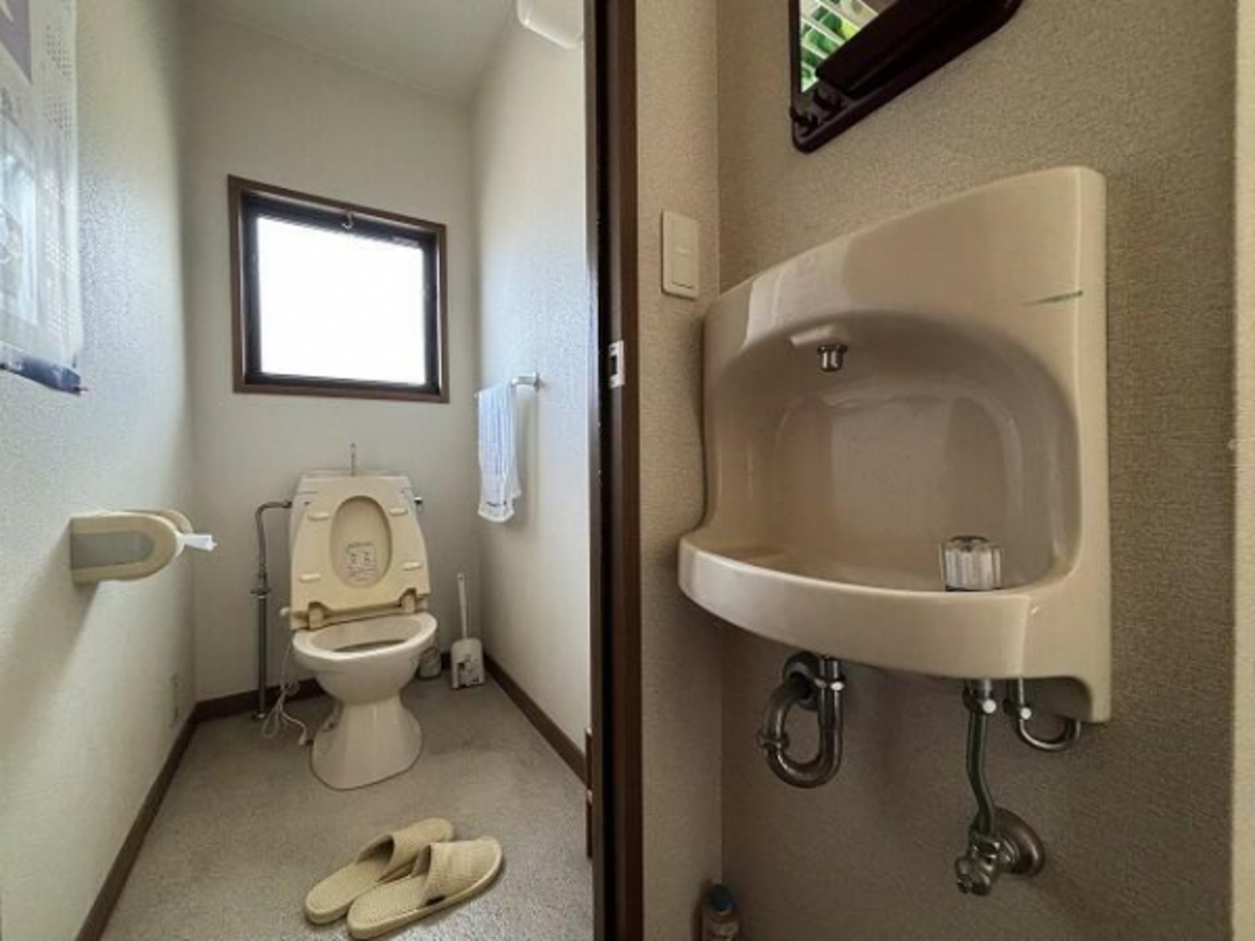 河内郡上三川町天神町、中古一戸建てのトイレ画像です