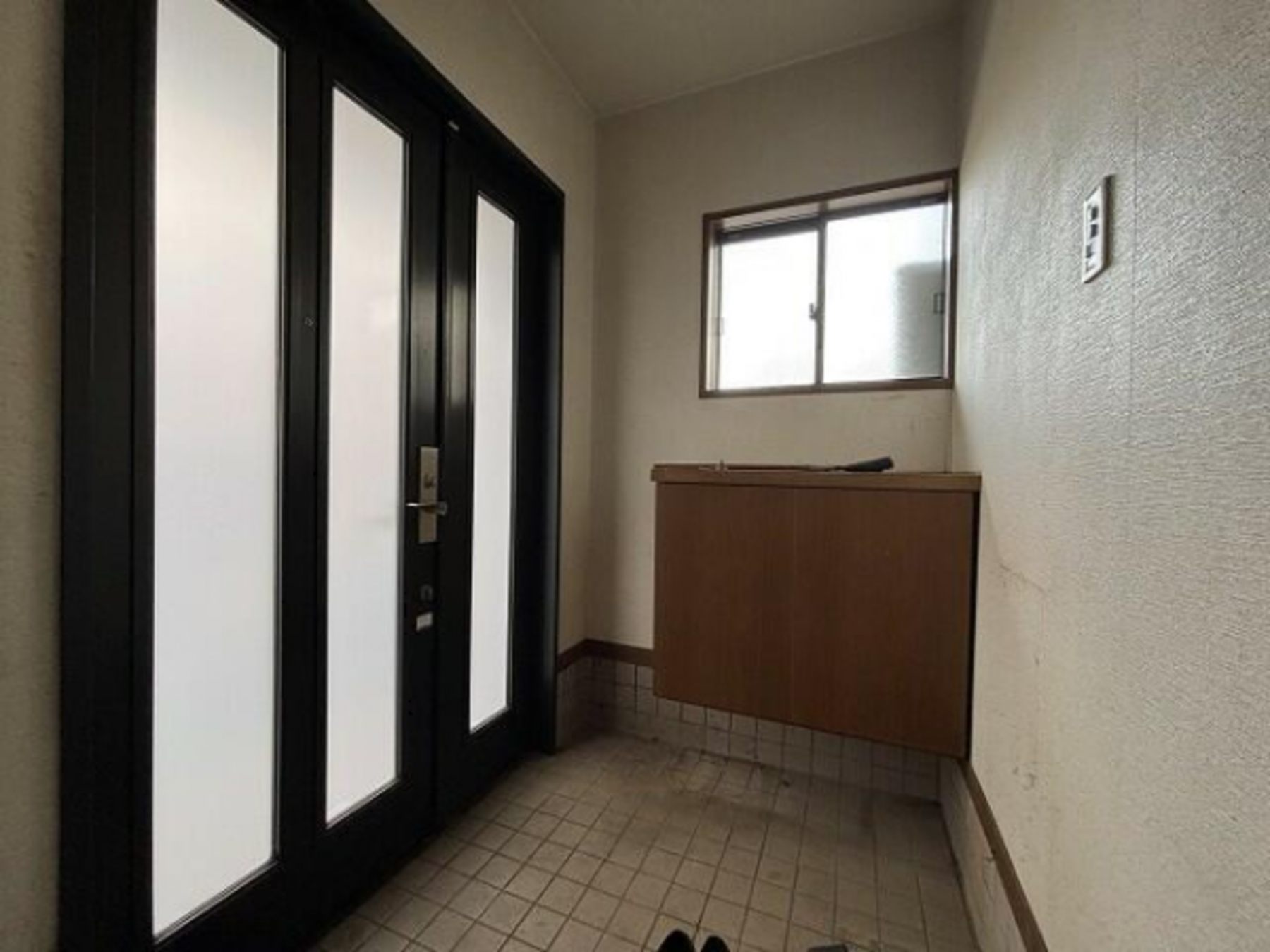 河内郡上三川町天神町、中古一戸建ての玄関画像です