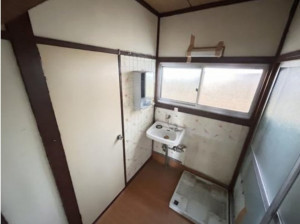 河内郡上三川町上三川、中古一戸建ての洗面画像です