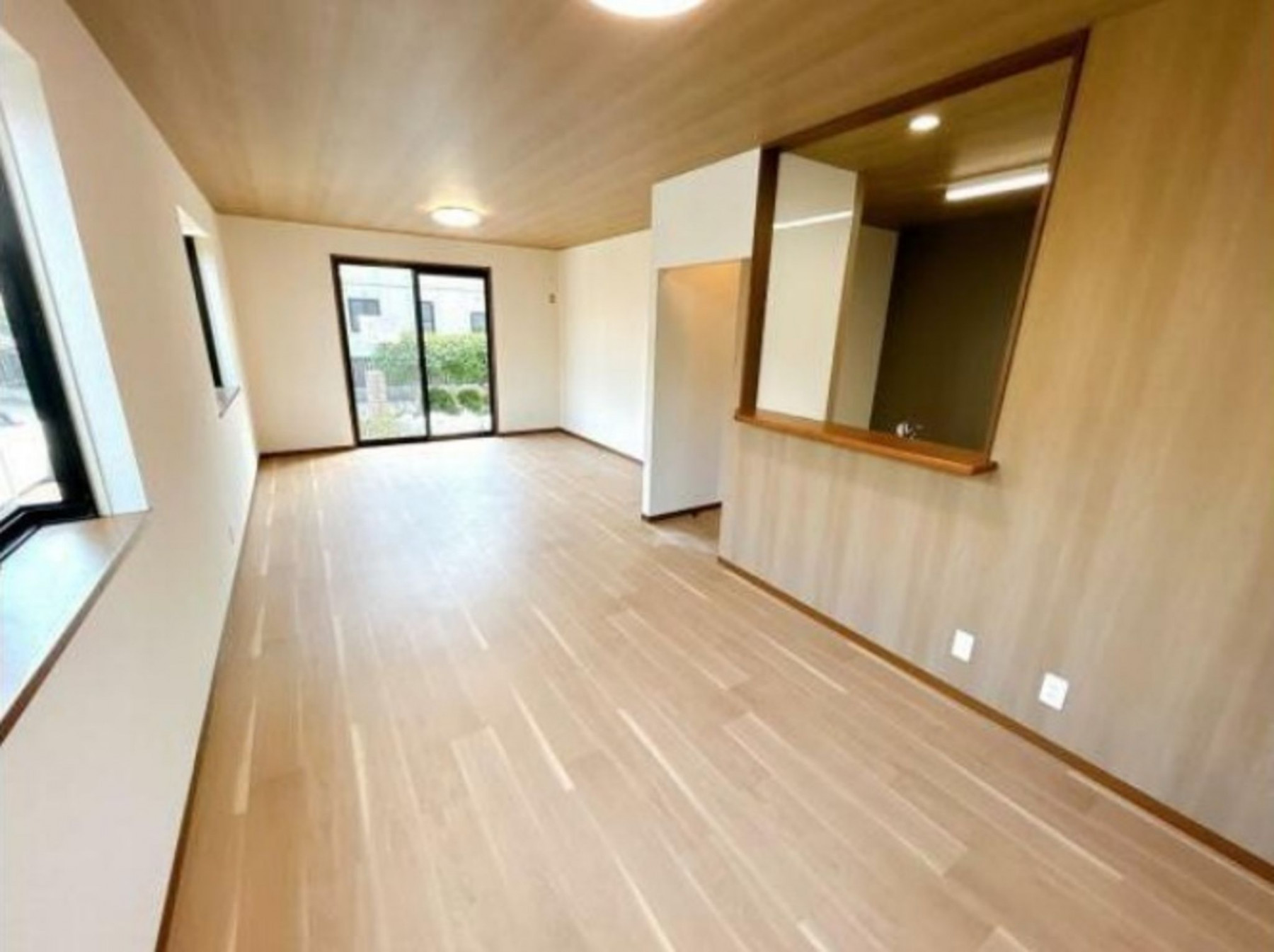 河内郡上三川町ゆうきが丘、中古一戸建ての居間画像です