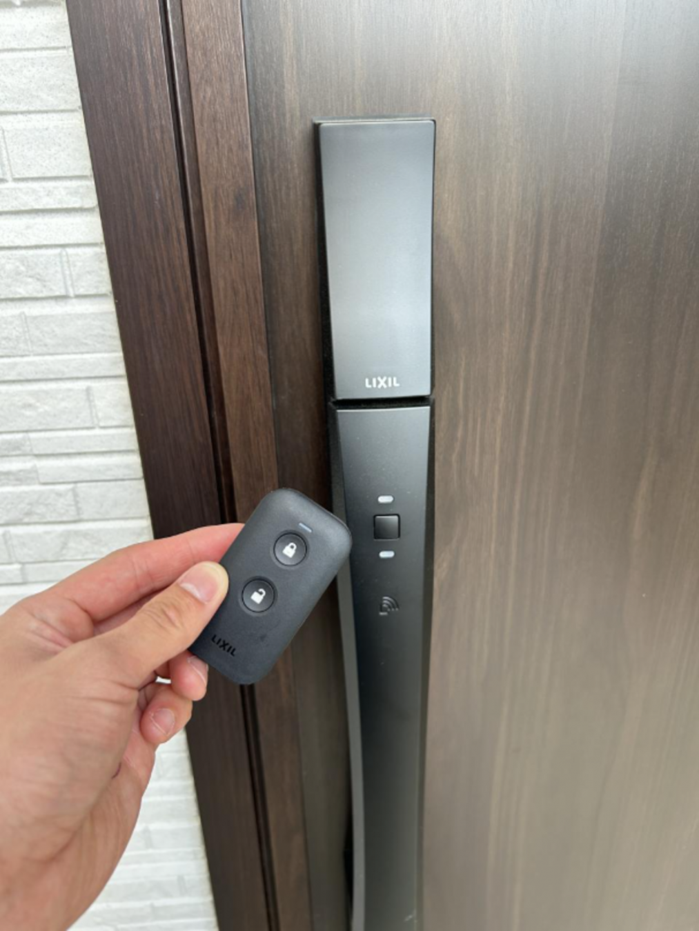 真岡市台町、中古一戸建ての玄関画像です