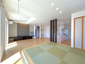 真岡市台町、中古一戸建ての居間画像です