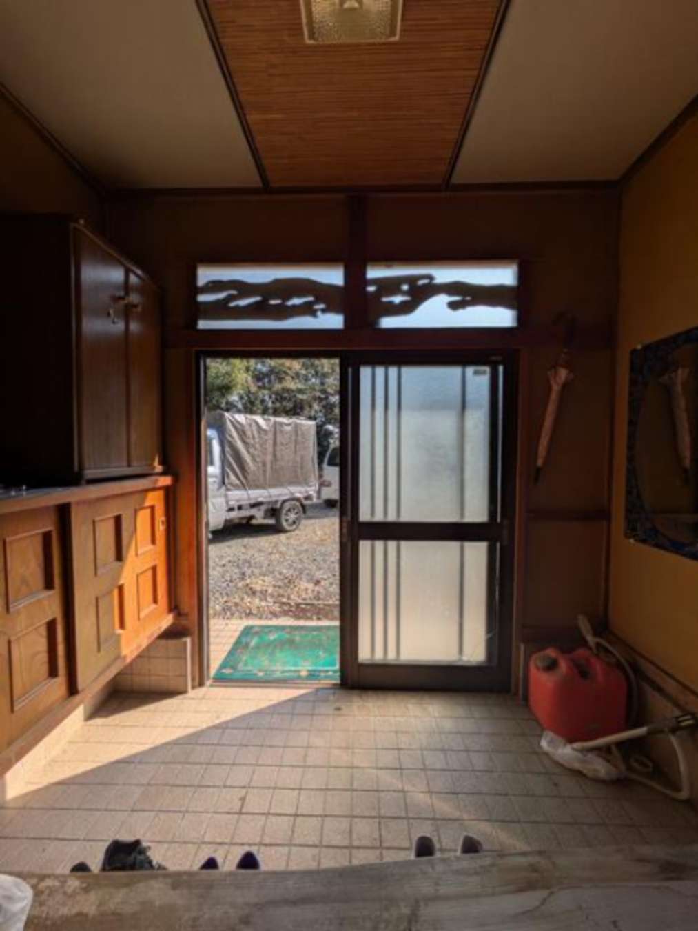 真岡市東沼、中古一戸建ての玄関画像です